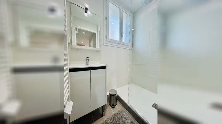 Ma-Cabane - Location Appartement VILLEURBANNE, 62 m²