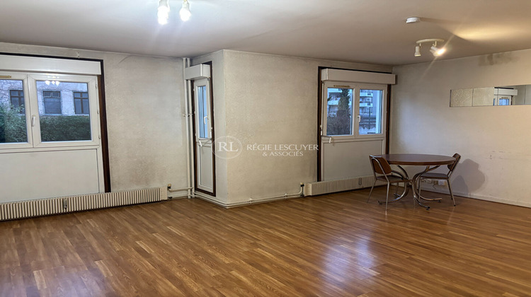 Ma-Cabane - Location Appartement VILLEURBANNE, 35 m²
