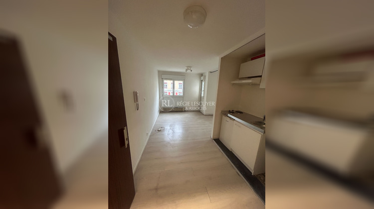 Ma-Cabane - Location Appartement VILLEURBANNE, 27 m²