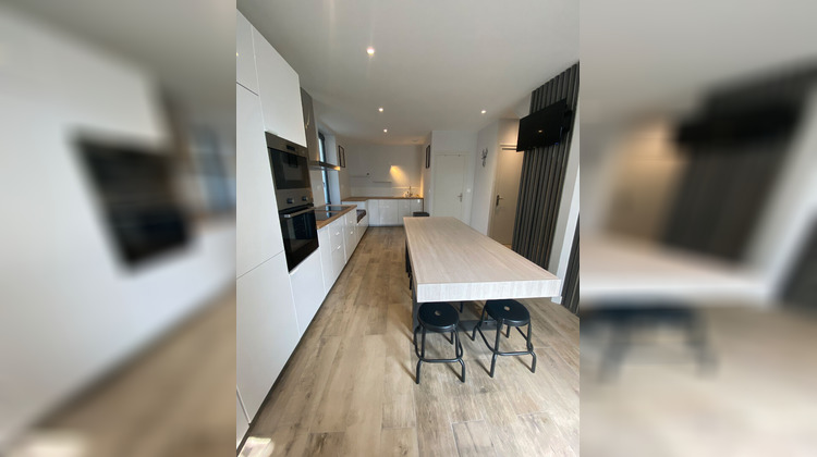 Ma-Cabane - Location Appartement VILLEURBANNE, 156 m²