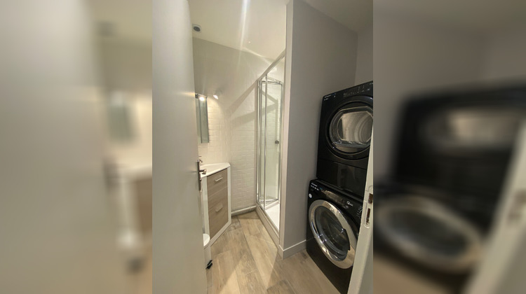 Ma-Cabane - Location Appartement VILLEURBANNE, 156 m²