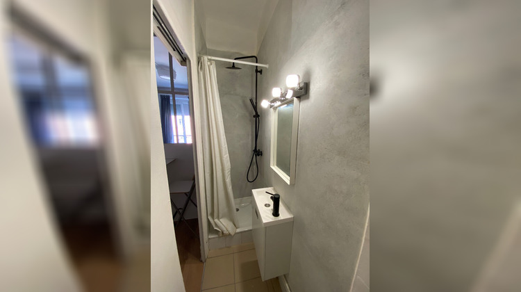Ma-Cabane - Location Appartement VILLEURBANNE, 19 m²