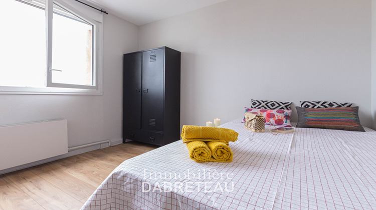 Ma-Cabane - Location Appartement VILLEURBANNE, 107 m²