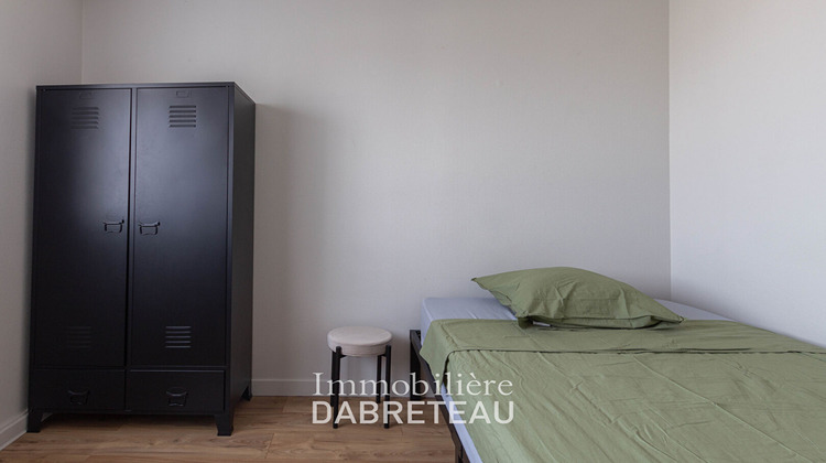 Ma-Cabane - Location Appartement VILLEURBANNE, 107 m²