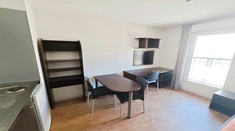 Ma-Cabane - Location Appartement VILLEURBANNE, 17 m²