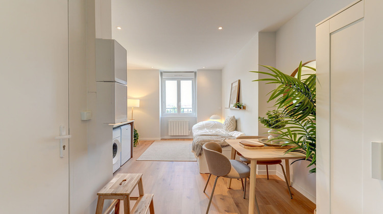 Ma-Cabane - Location Appartement VILLEURBANNE, 16 m²