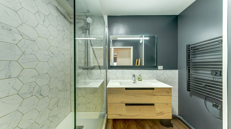 Ma-Cabane - Location Appartement VILLEURBANNE, 56 m²