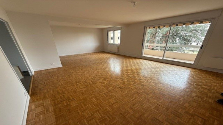 Ma-Cabane - Location Appartement Villeurbanne, 98 m²