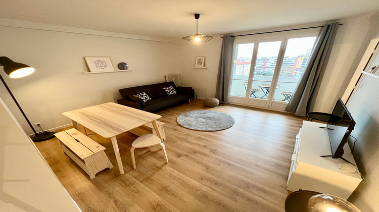 Ma-Cabane - Location Appartement VILLEURBANNE, 75 m²