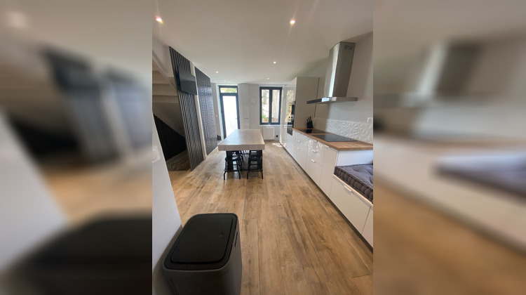 Ma-Cabane - Location Appartement VILLEURBANNE, 148 m²