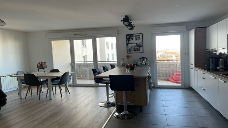 Ma-Cabane - Location Appartement VILLEURBANNE, 66 m²
