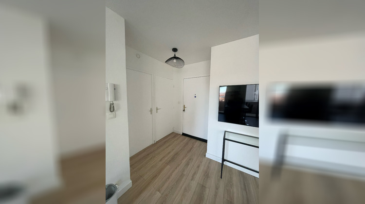 Ma-Cabane - Location Appartement VILLEURBANNE, 66 m²