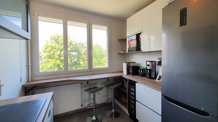 Ma-Cabane - Location Appartement VILLEURBANNE, 65 m²