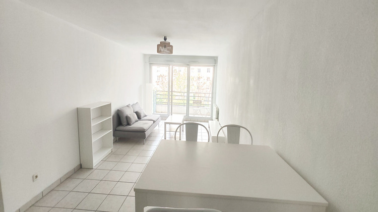 Ma-Cabane - Location Appartement VILLEURBANNE, 61 m²
