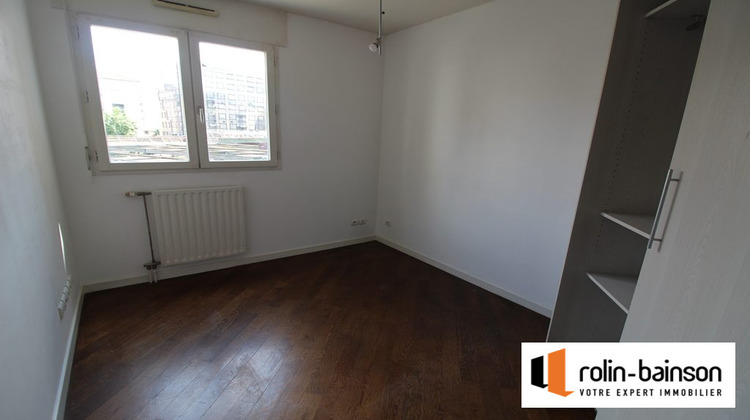 Ma-Cabane - Location Appartement VILLEURBANNE, 74 m²