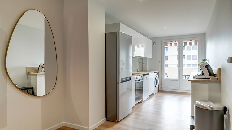 Ma-Cabane - Location Appartement VILLEURBANNE, 84 m²