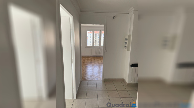 Ma-Cabane - Location Appartement VILLEURBANNE, 55 m²