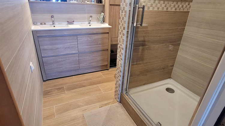 Ma-Cabane - Location Appartement VILLEURBANNE, 107 m²
