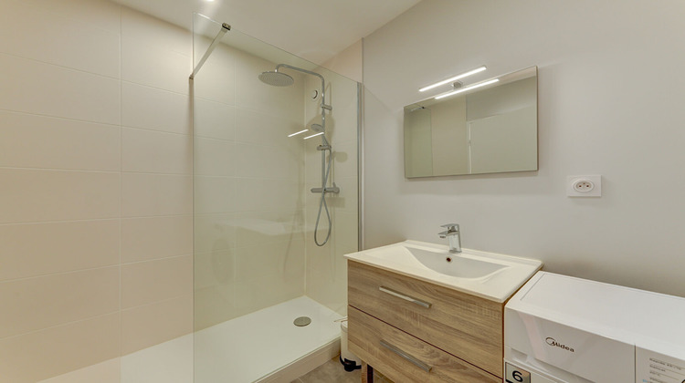 Ma-Cabane - Location Appartement VILLEURBANNE, 103 m²