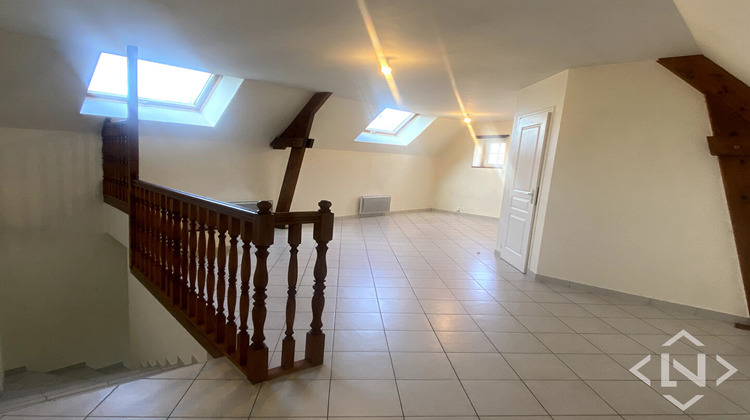 Ma-Cabane - Location Appartement VILLONS-LES-BUISSONS, 39 m²