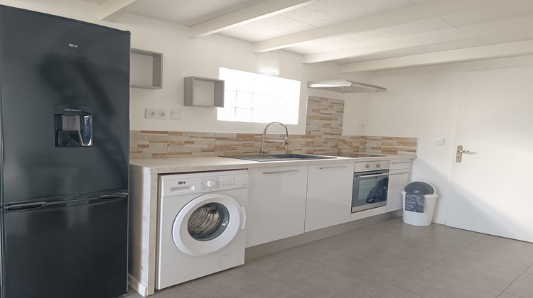 Ma-Cabane - Location Appartement Vinassan, 37 m²