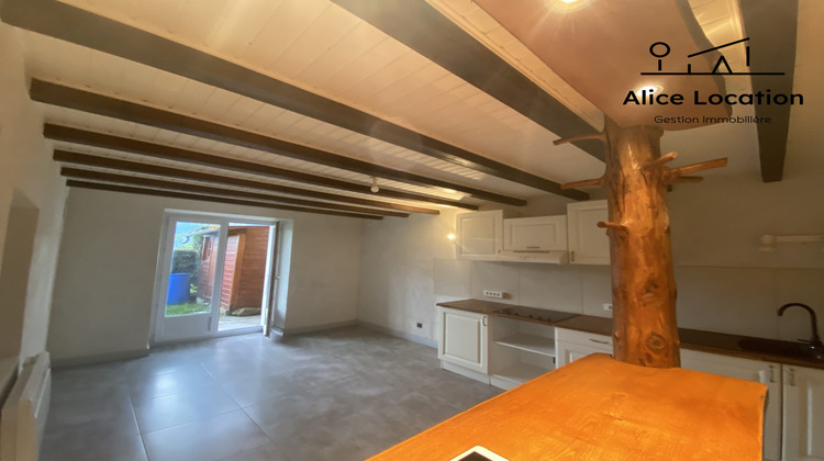 Ma-Cabane - Location Appartement Vinzier, 55 m²