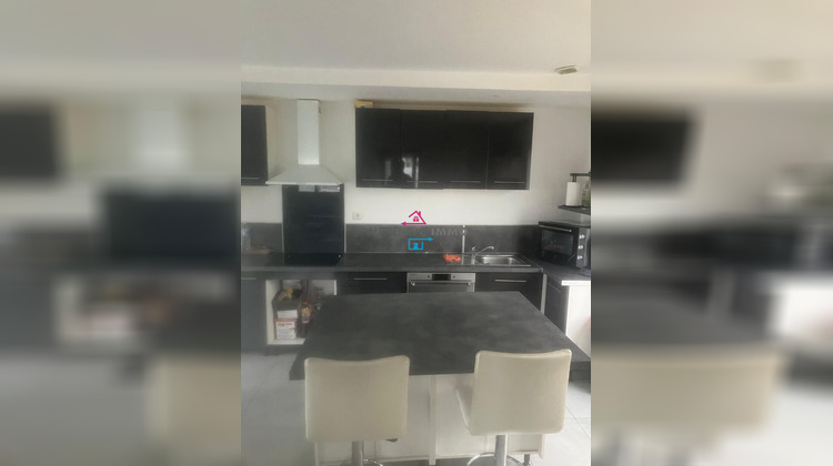 Ma-Cabane - Location Appartement VIOLAINES, 67 m²