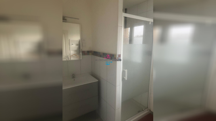 Ma-Cabane - Location Appartement VIOLAINES, 67 m²