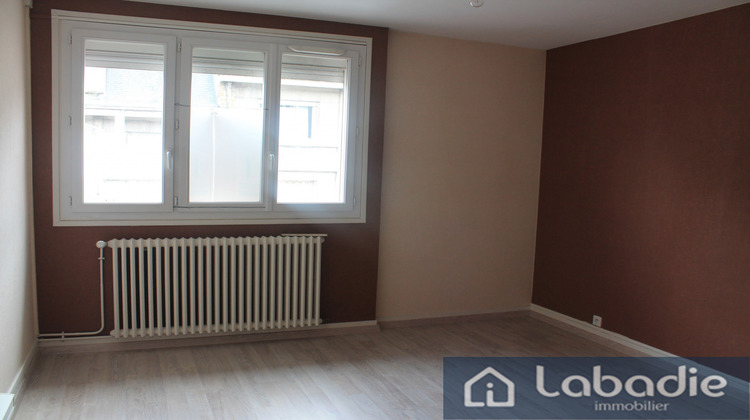 Ma-Cabane - Location Appartement Vire, 50 m²