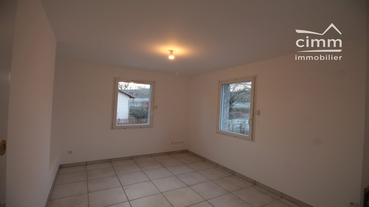 Ma-Cabane - Location Appartement Viriville, 104 m²