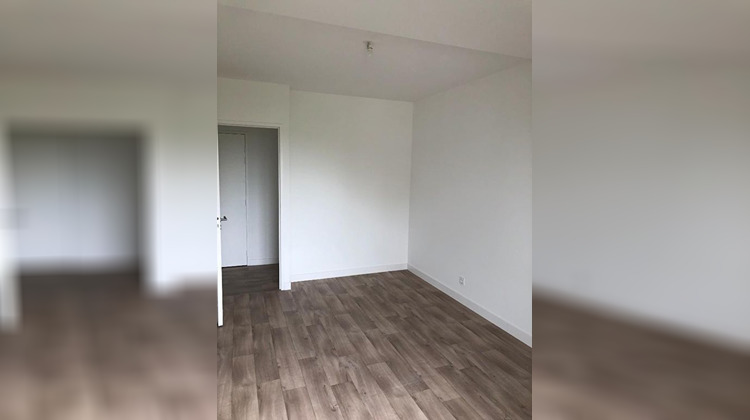 Ma-Cabane - Location Appartement VITRE, 75 m²