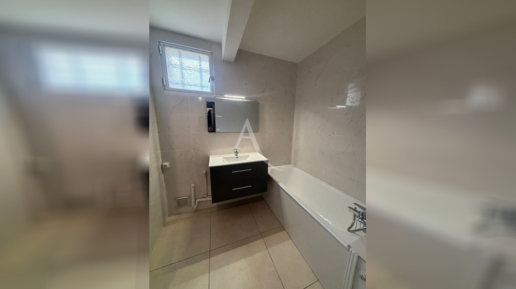 Ma-Cabane - Location Appartement VITRY-SUR-SEINE, 42 m²