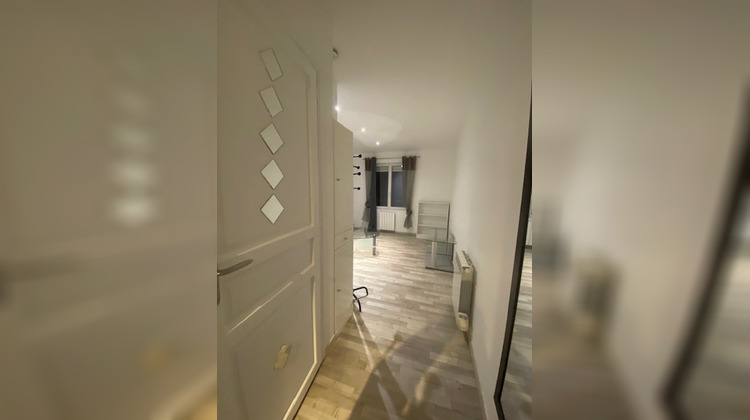 Ma-Cabane - Location Appartement VITRY-SUR-SEINE, 22 m²