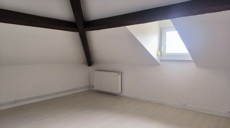 Ma-Cabane - Location Appartement Vittel, 50 m²