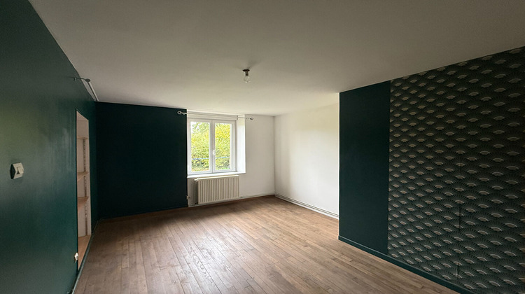 Ma-Cabane - Location Appartement VIVIER-AU-COURT, 82 m²
