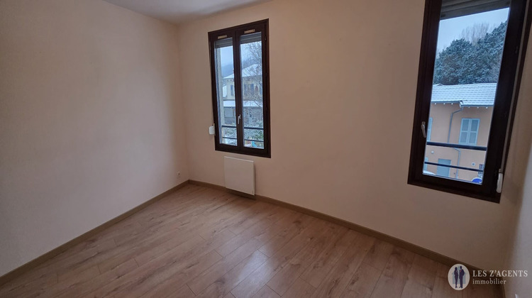 Ma-Cabane - Location Appartement VIZILLE, 55 m²