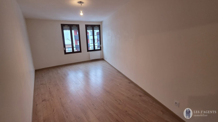 Ma-Cabane - Location Appartement VIZILLE, 55 m²