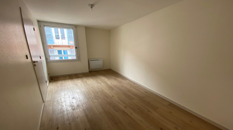 Ma-Cabane - Location Appartement VOIRON, 28 m²