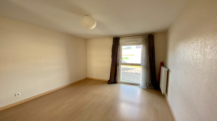 Ma-Cabane - Location Appartement VOIRON, 69 m²