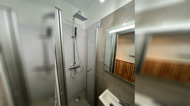 Ma-Cabane - Location Appartement VOIRON, 26 m²