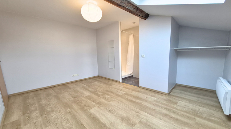 Ma-Cabane - Location Appartement VOIRON, 30 m²