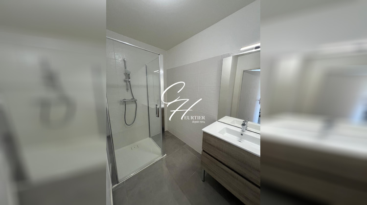 Ma-Cabane - Location Appartement Voiron, 54 m²