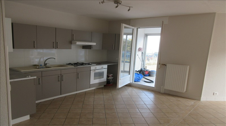 Ma-Cabane - Location Appartement VOIRON, 47 m²