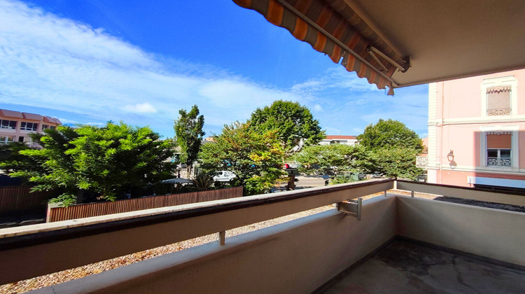 Ma-Cabane - Location Appartement VOIRON, 81 m²
