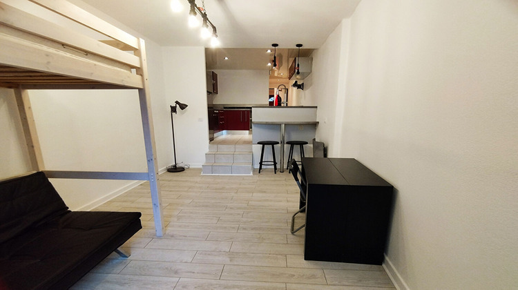Ma-Cabane - Location Appartement VOIRON, 26 m²
