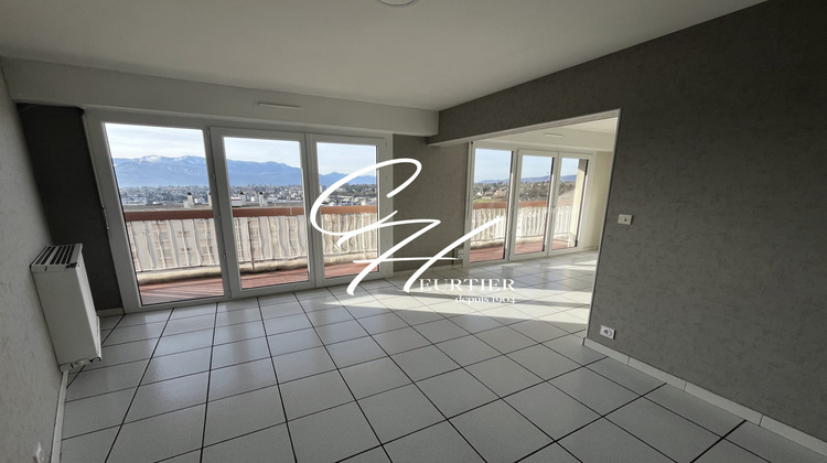 Ma-Cabane - Location Appartement VOIRON, 83 m²