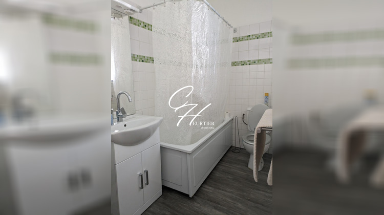 Ma-Cabane - Location Appartement Voiron, 17 m²