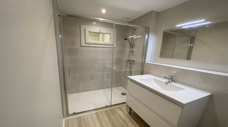 Ma-Cabane - Location Appartement VOIRON, 57 m²