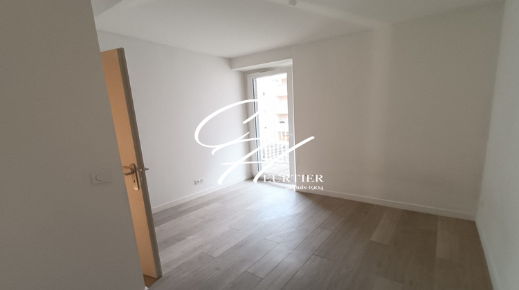 Ma-Cabane - Location Appartement Voiron, 68 m²