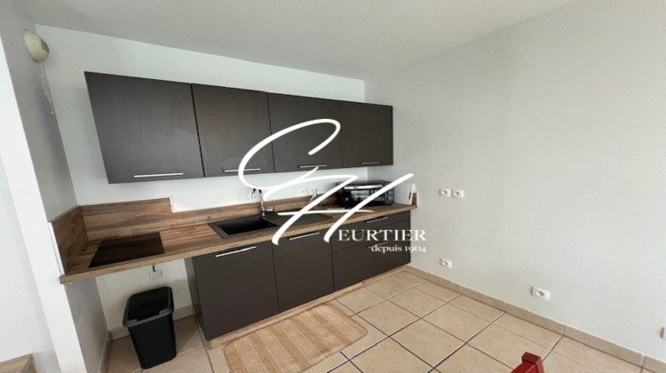 Ma-Cabane - Location Appartement Voiron, 50 m²